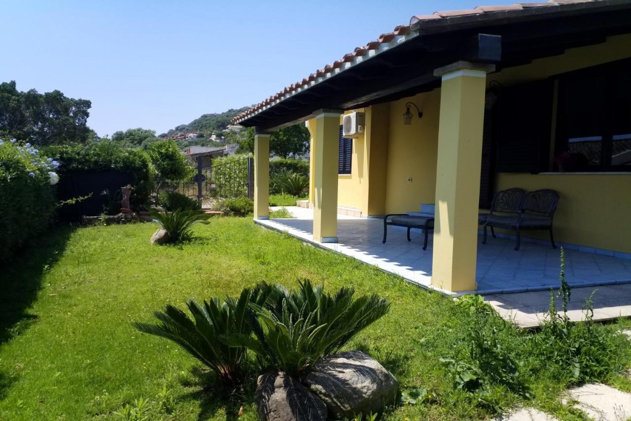 Villa Azzurra Nel Centro Di Costa Rei Exterior foto